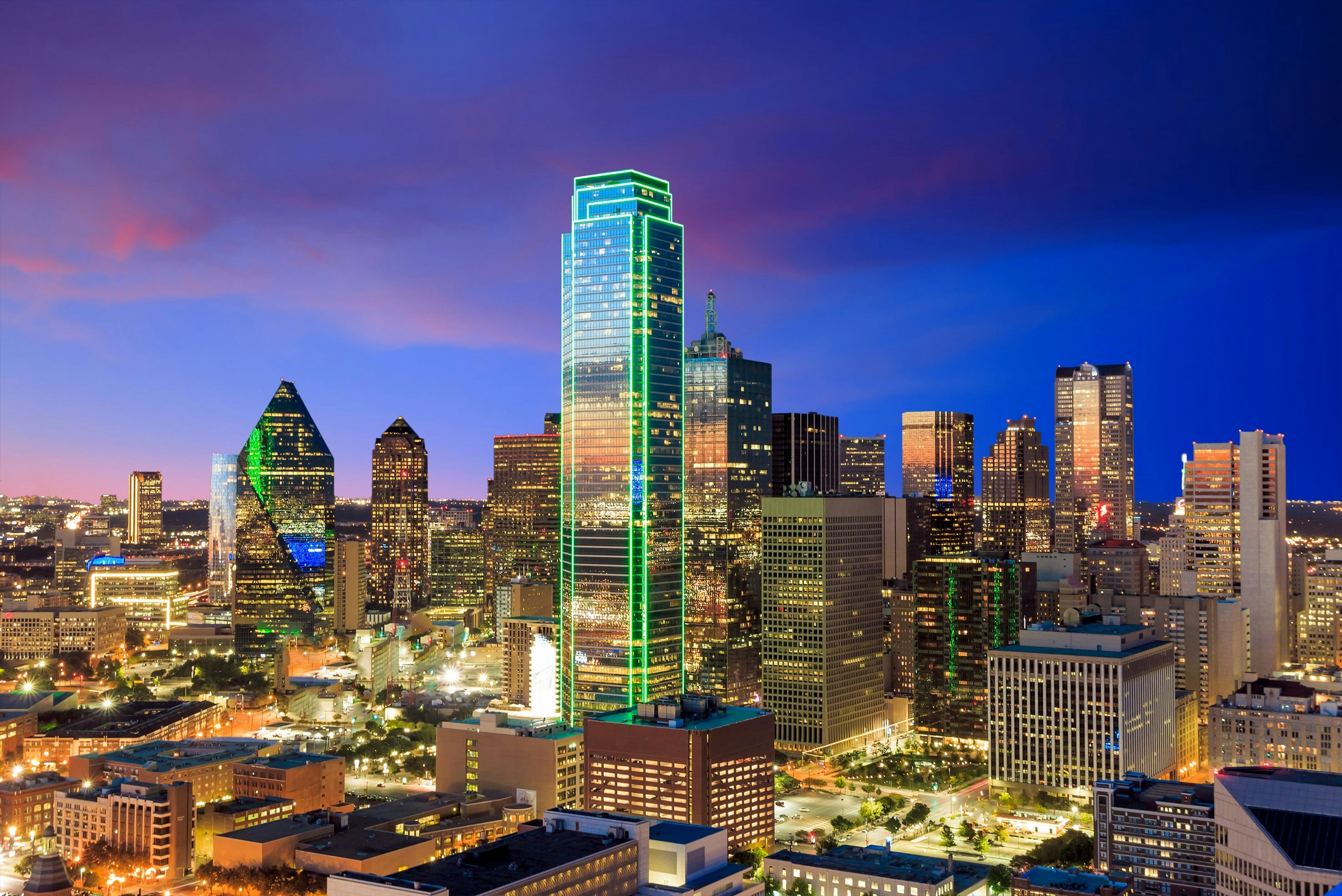 Dallas skyline