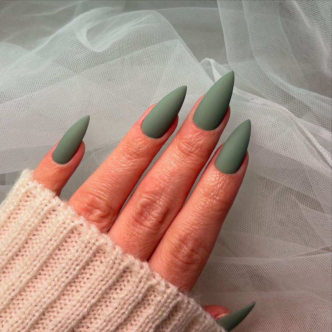 Bayli Edmonton Nails photo 3