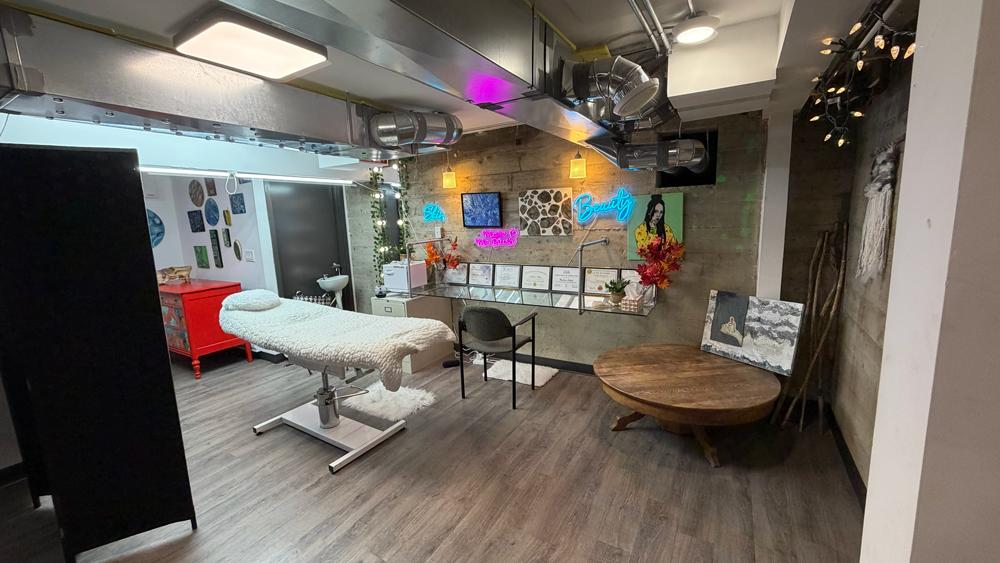 Make Me Blush photo 1