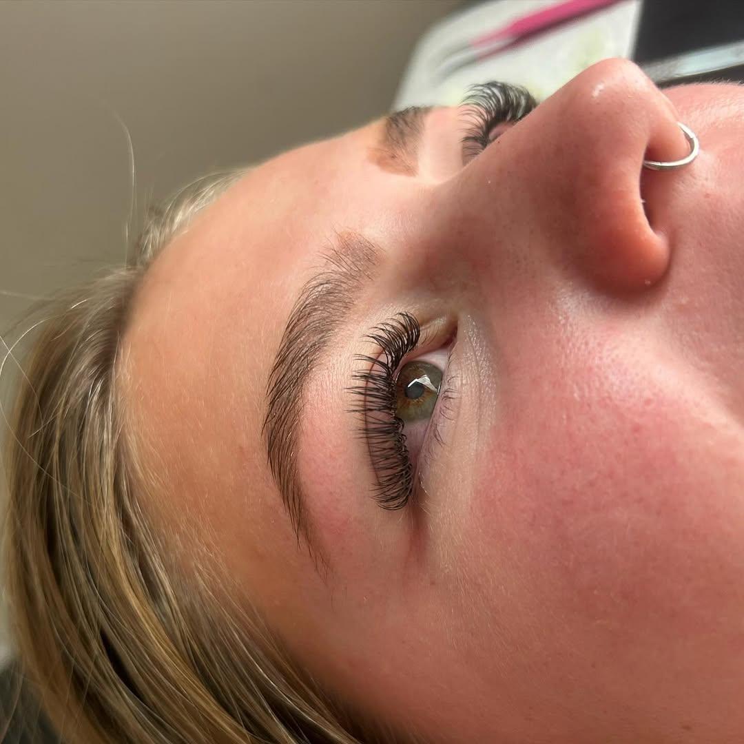 Heather Lashes photo 5