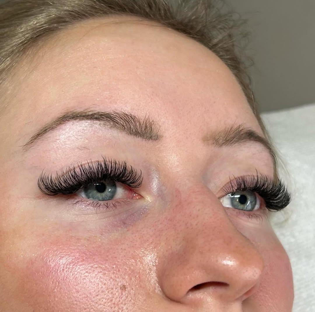 Heather Lashes photo 10