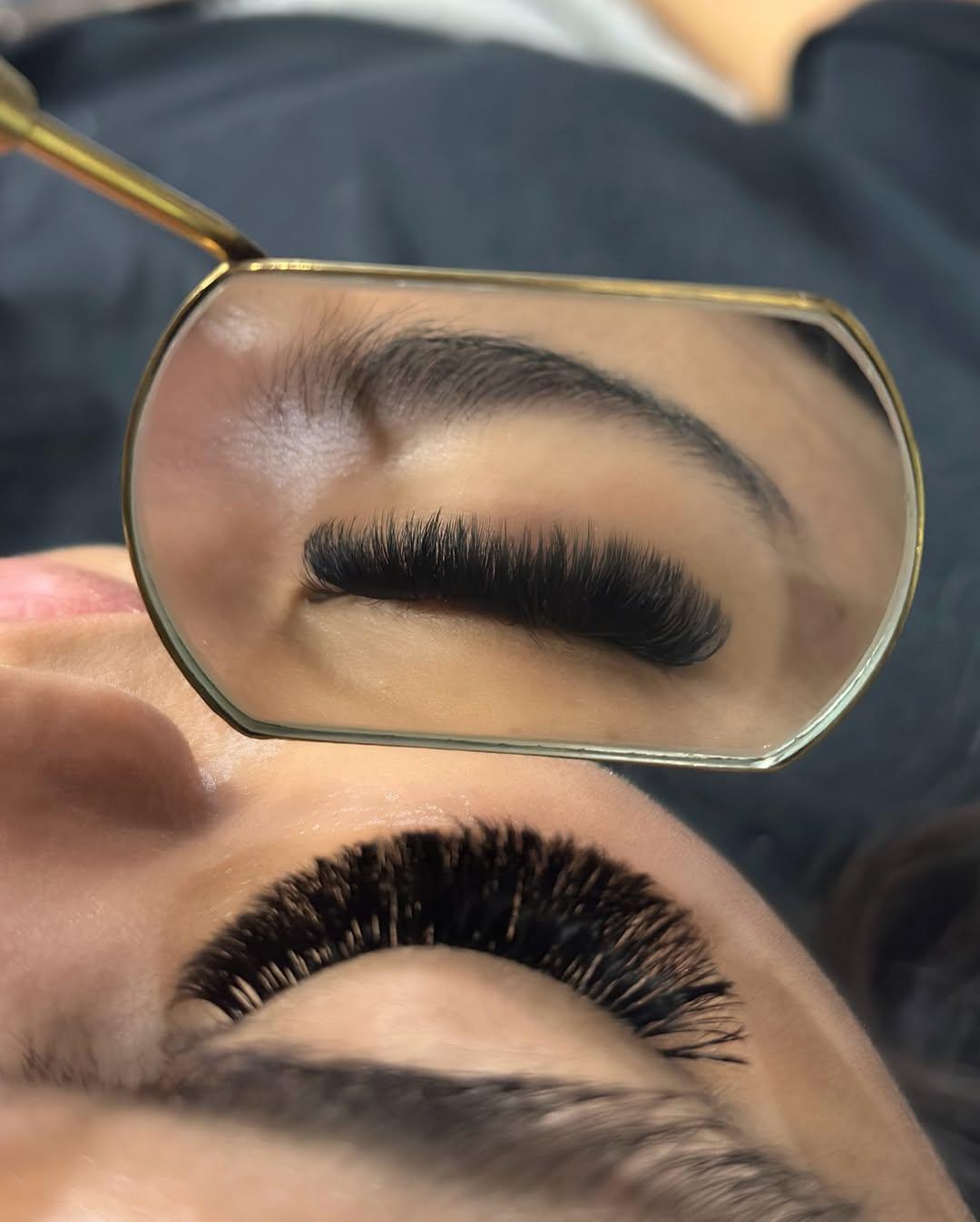 Morena Lash CO photo 9